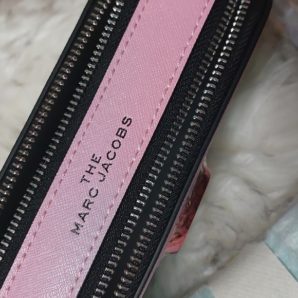 💥RARE🌈Marc Jacobs SNAPSHOT AIRBRUSH 2.0 CAMERA BAG RAINBOW PASTEL CROSSBODY BAG - Picture 6 of 16